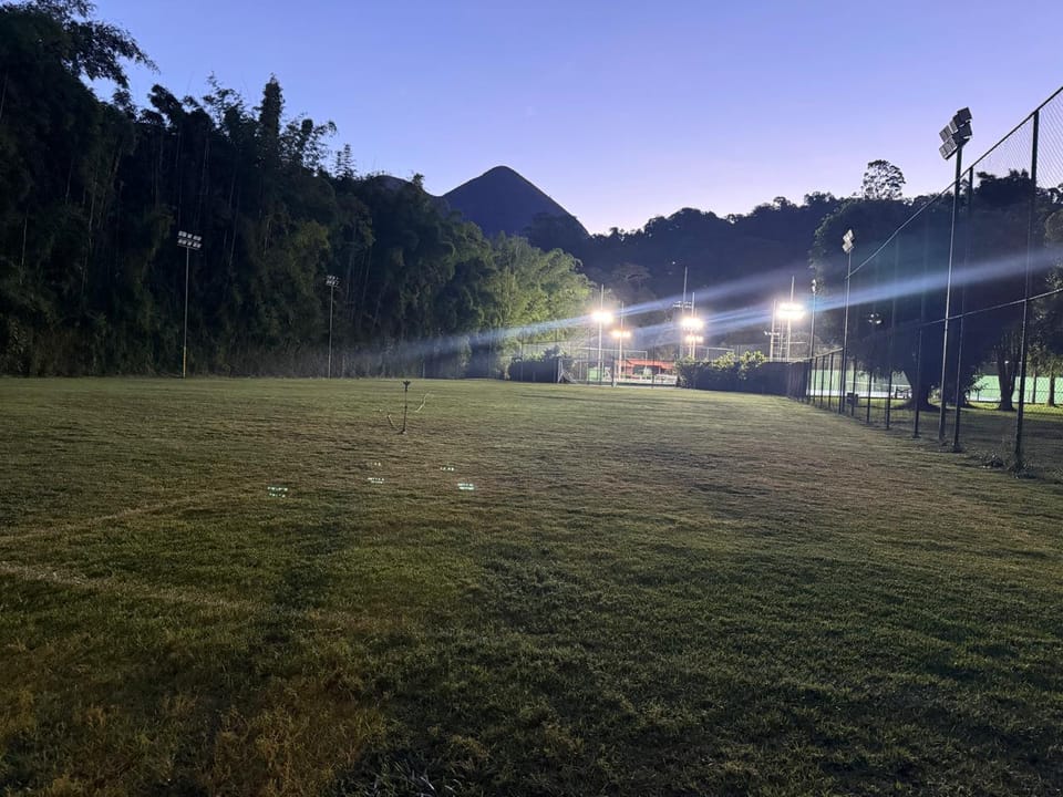 Interdição Temporária do Campo de Grama