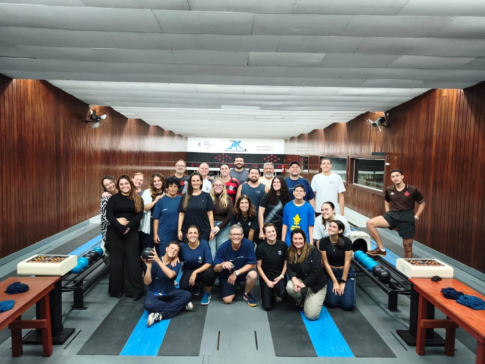 Torneio experimental de bolão reúne atletas no NFCC