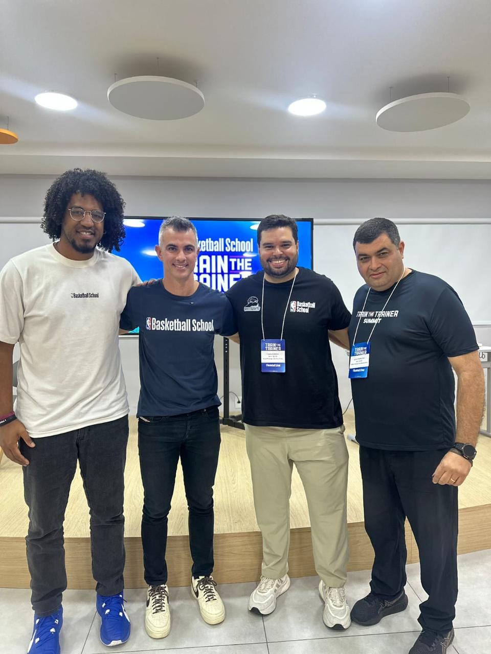 Equipe do Serra Sports participa de capacitação da NBA Basketball School